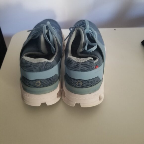 On Cloud Women's Running Training Blue Shoes Sz 9 - Picture 4 of 9